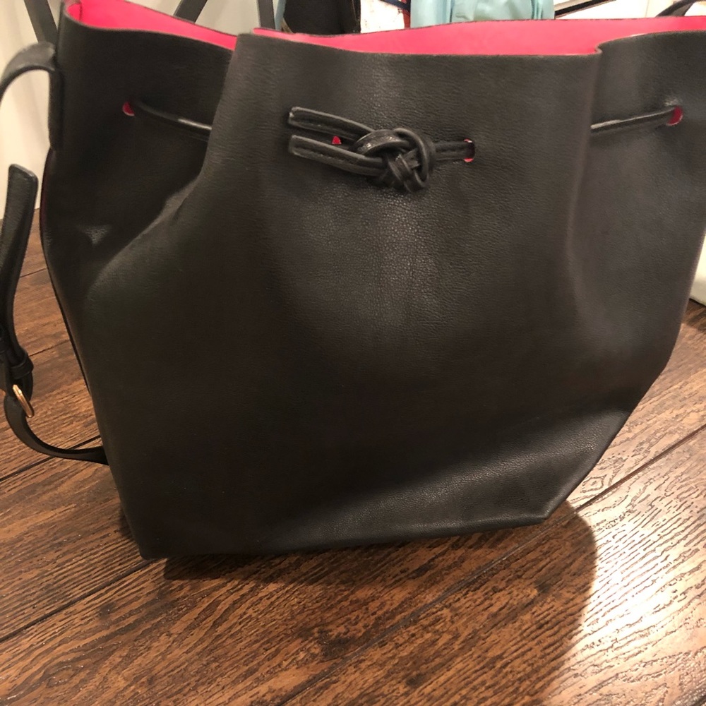 Large black bucket tote bag purse handbag